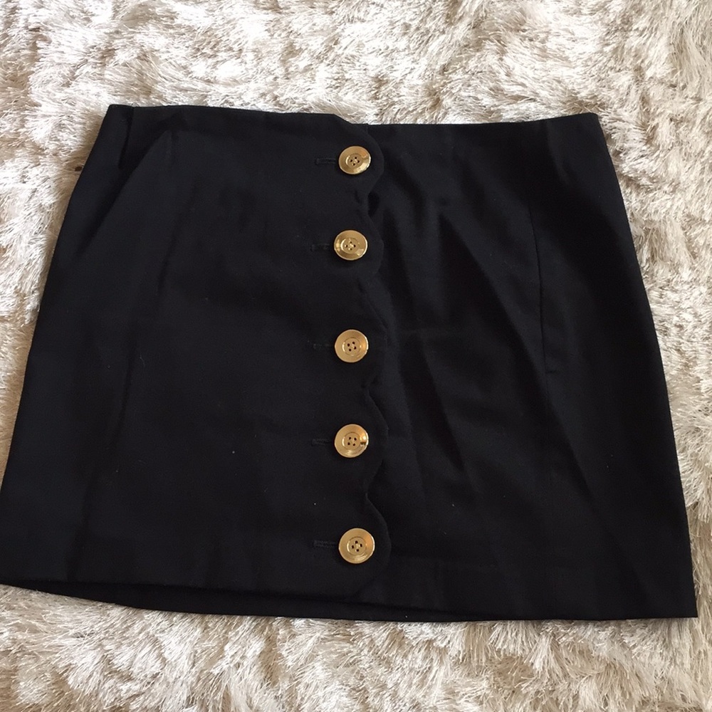 Leona Black Scalloped Mini Skirt Size 4